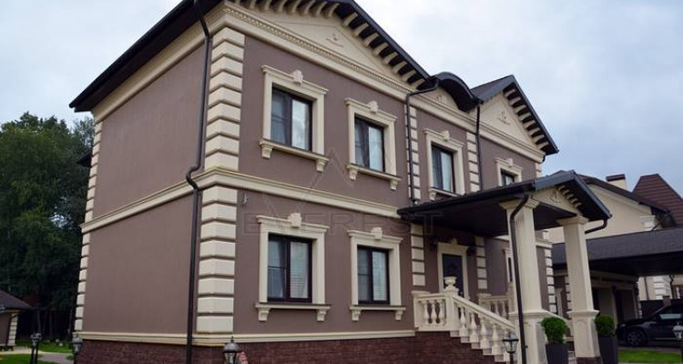 Требования к штукатурке для фасада дома